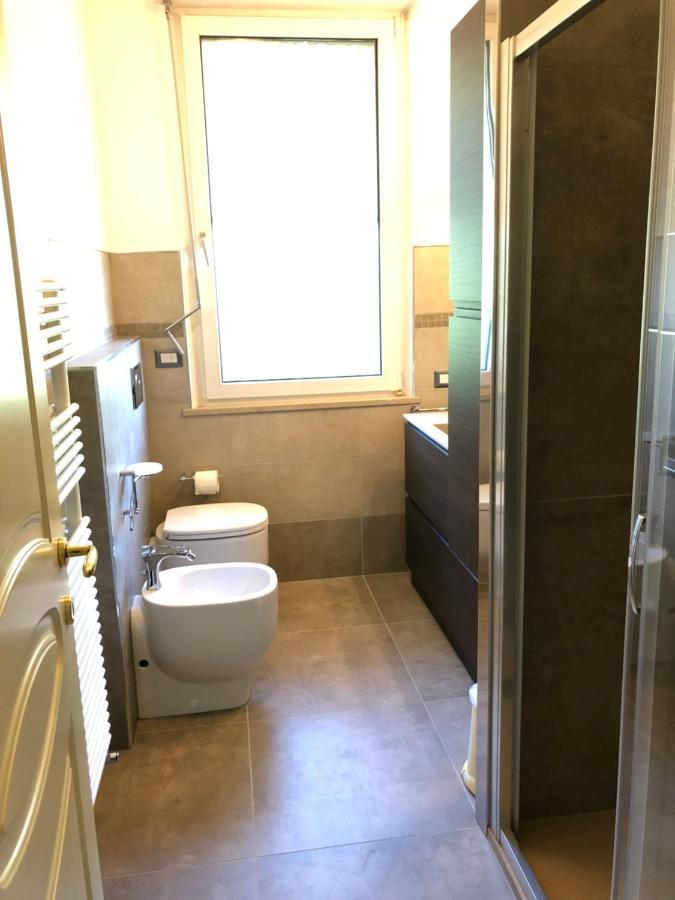 Sunset Apartment Sirmione Bagian luar foto
